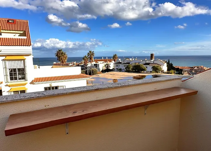 Townhouse With Jacuzzi,Sea Views, Swimming Pool,Garage