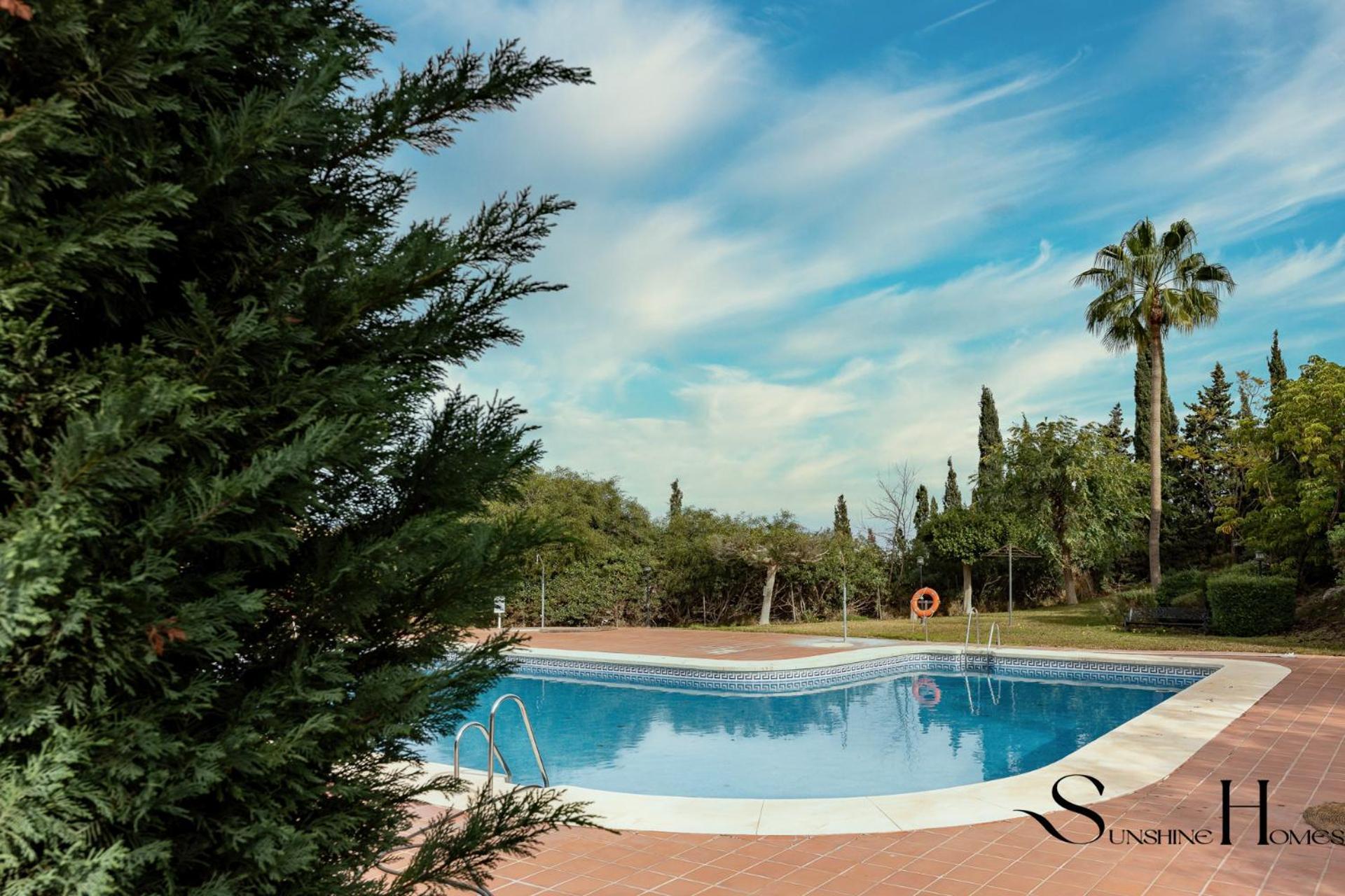 Hébergement de vacances Townhouse With Jacuzzi,sea Views, Swimming Pool,garage