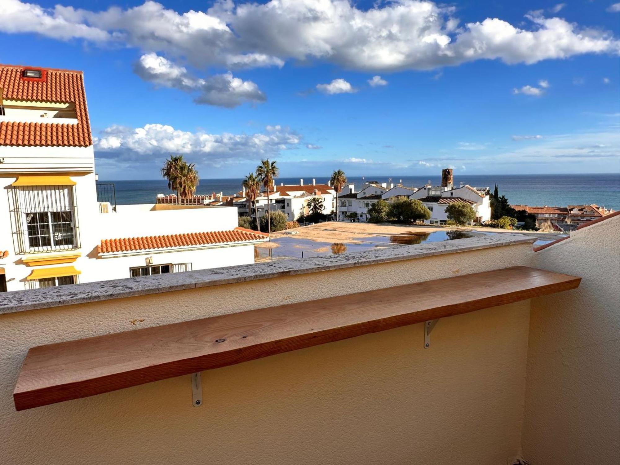 Hébergement de vacances Townhouse With Jacuzzi,sea Views, Swimming Pool,garage